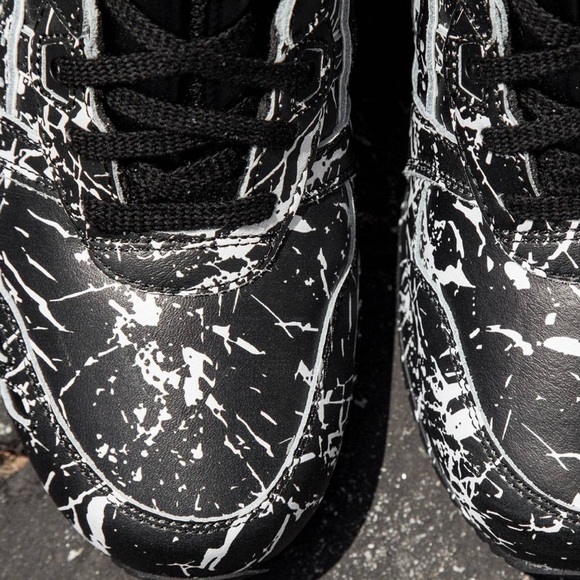 New with box ASICS Gel Lyte III (3) H627L Marble Pack Black/white size 9.5 - Picture 7 of 9